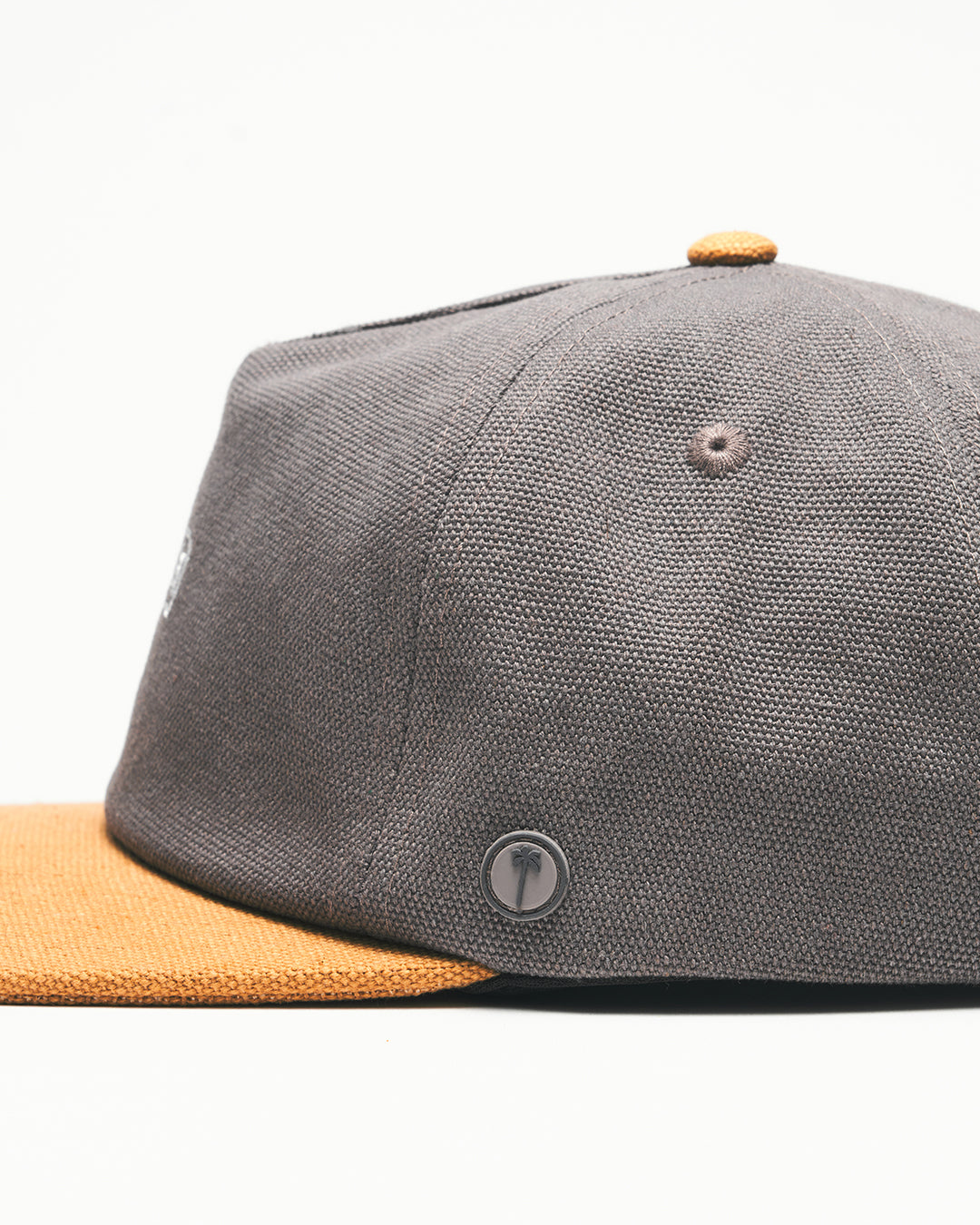 #color_grey/brown