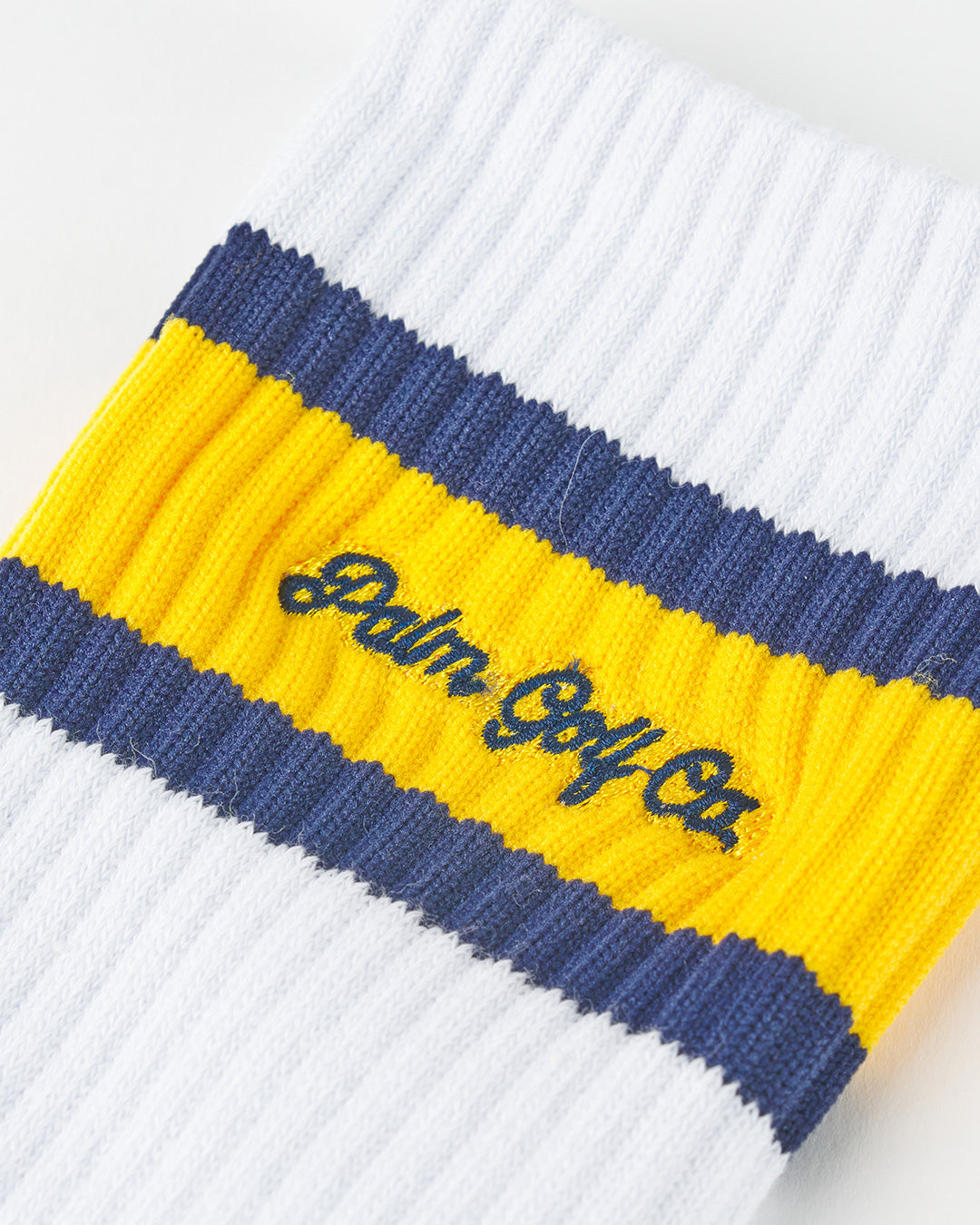 #color_White / Yellow / Blue