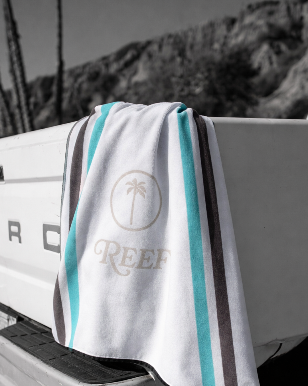 Crossover Towel